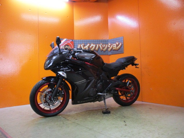 最長２４か月保証付き！！このエボニーフラットカーボンは本当に希少ですよ！勝負価格の一台！！